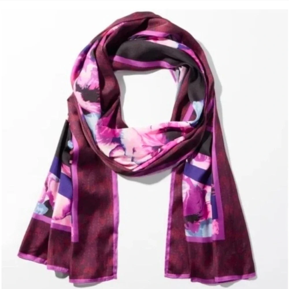 White House Black Market GWP Voila Oblong Scarf Viola Scarf Cabernet NWT‎